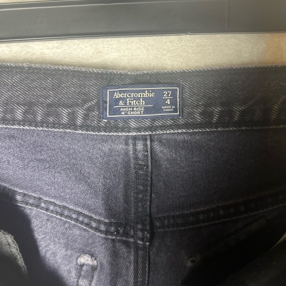 Abercrombie high rise 4” short - Picture 3 of 6